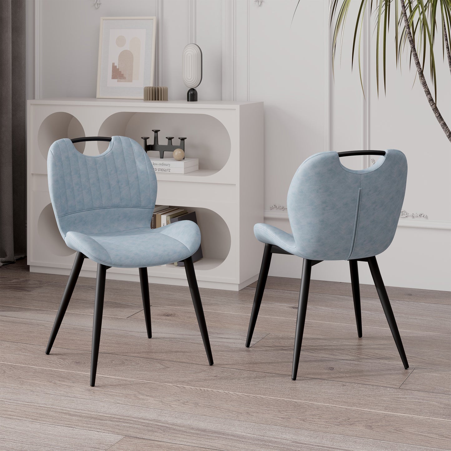 Arony chairs